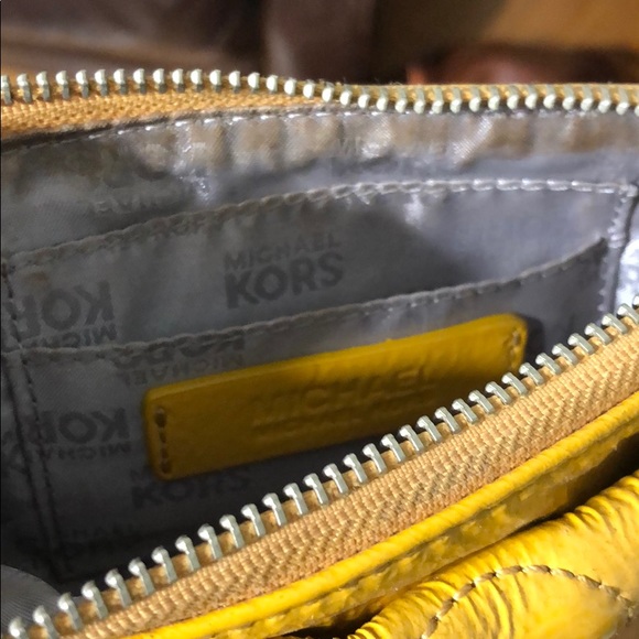 Michael Kors yellow wristlet - Picture 3 of 3